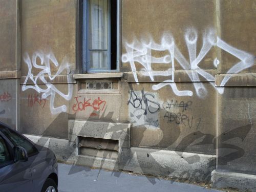 RENO: TAGS